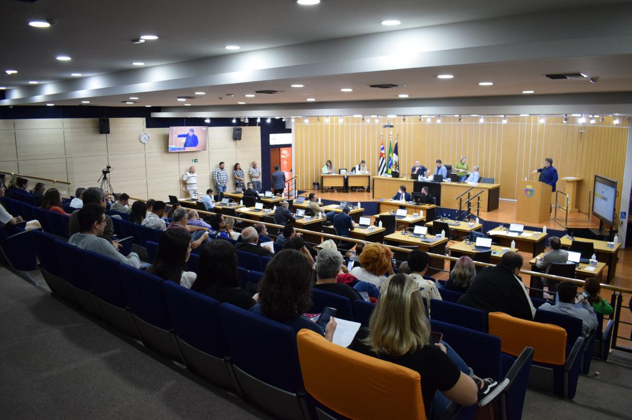 Na volta às aulas, Prefeitura de São Caetano lança aplicativo para entrega  dos auxílios material e uniforme escolar - Caio Salgado